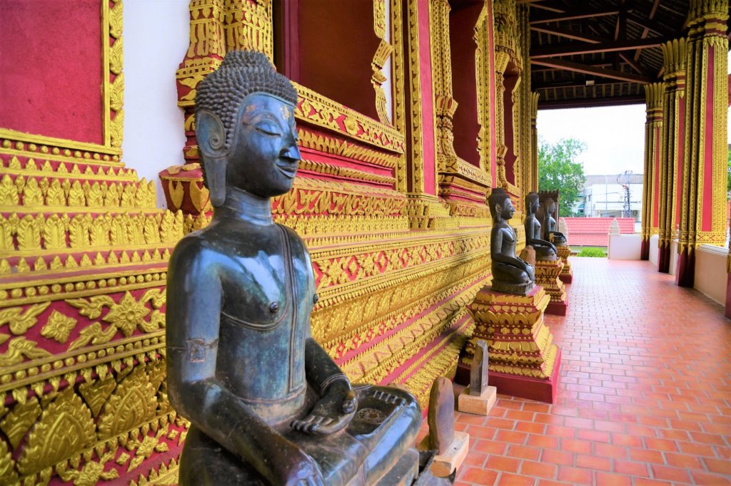 現在は博物館、美しい仏像の数々