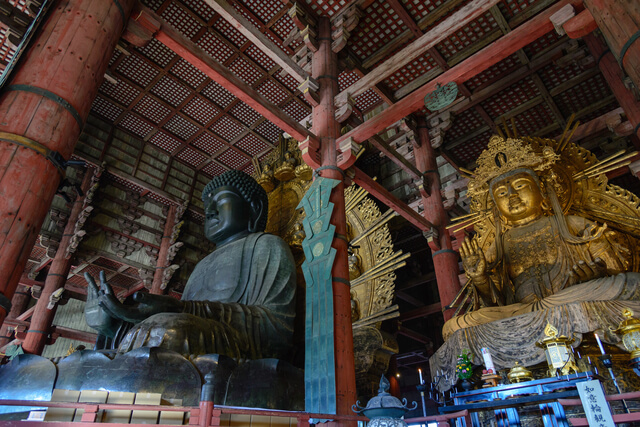 東大寺盧舎那仏像
